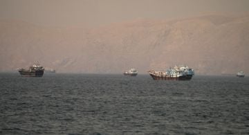 Aumenta el tránsito de petróleo por el estrecho de Ormuz tras firma de acuerdo entre EU e Irán