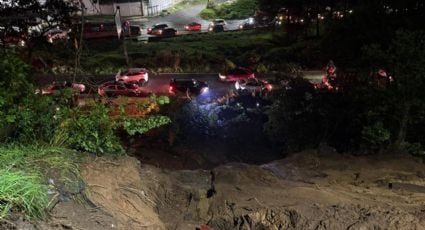 Tormenta en Cuajimalpa deja deslave en la México-Toluca; habilitan albergue ante inundaciones 