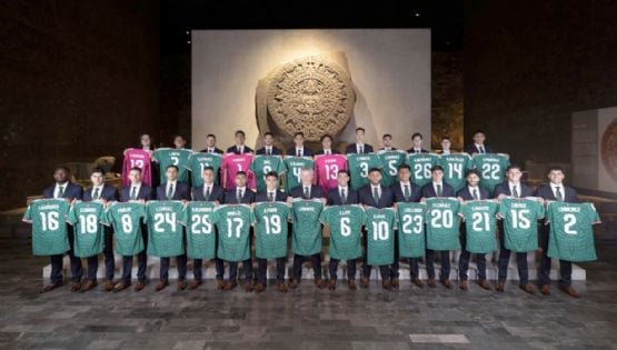 La Selección Mexicana se toma la foto oficial de cara al Mundial 2026 en la Piedra del Sol del Museo de Antropología