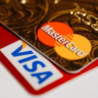 Tarjetas Visa y Mastercard dejarán de funcionar en Cuba por sanciones de EU, anuncia banco central