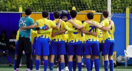 Un club de futbol juvenil lleva una estríper y sirve alcohol en un festejo con menores de edad; autoridades ya investigan