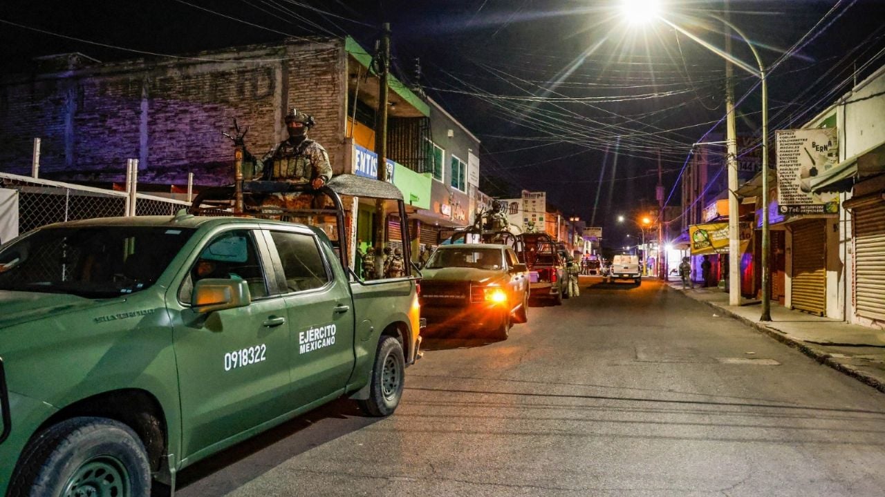 Ataque con drones en Sinaloa: lanzan explosivos contra policías y militares en Escuinapa