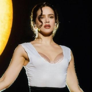 Rosalía pospone sus conciertos en Florida esta semana por una emergencia familiar