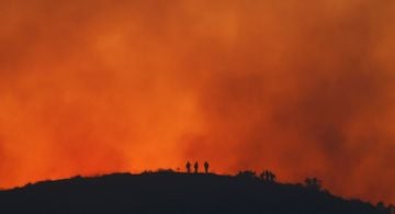 Los incendios forestales y cambios en la regulación aumentan niveles y amenaza del smog en EU