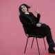 "Mujer, vida y libertad": Francia rinde homenaje a Marjane Satrapi, quien rechazó la Legión de Honor