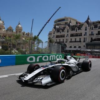 Checo Pérez, decimocuarto tras primera práctica del GP de Mónaco