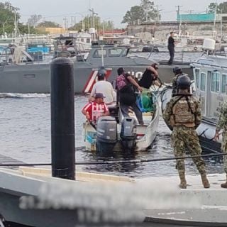 Aseguran embarcación con combustible y equipo para pesca submarina ilegal en Yucatán