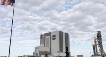 Fuga de aire en la Estación Espacial Internacional obliga a astronautas a refugiarse por dos horas