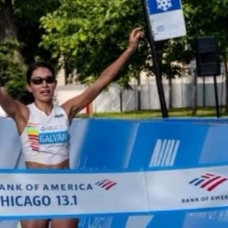 En modo 'Gacela': La mexicana Laura Galván conquista el Medio Maratón de Chicago