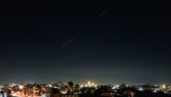 Israel afirma que interceptó los 11 misiles lanzados desde Irán en varias oleadas