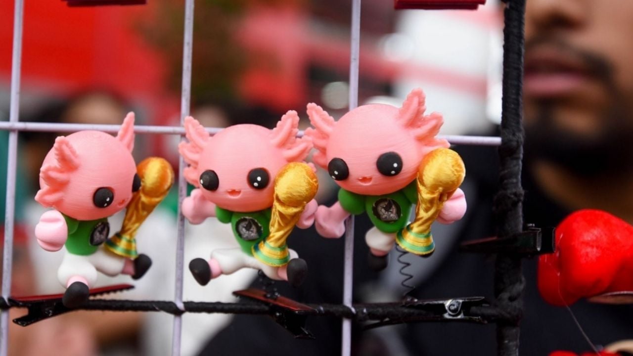 Los ajolotes están en todos lados en la CDMX rumbo al Mundia