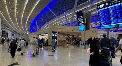 Irán suspende todos sus vuelos hasta nuevo aviso tras intercambio de ataques con Israel