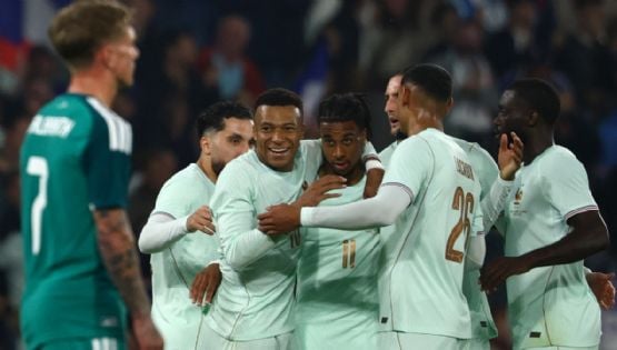 ¡El Real Madrid ‘suspira’ por él! Michael Olise anota triplete y comanda la victoria de Francia ante Irlanda del Norte en el último ensayo premundialista