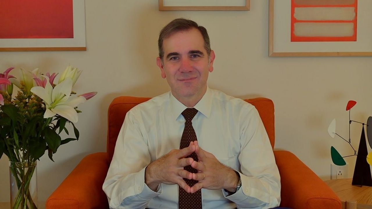 En opinión de Lorenzo Córdova: Defenderlo todo a costa del m