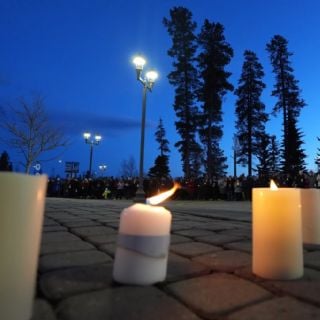 "Los chicos están muriendo": Canadá prohibirá el uso de redes sociales a menores de 16 años