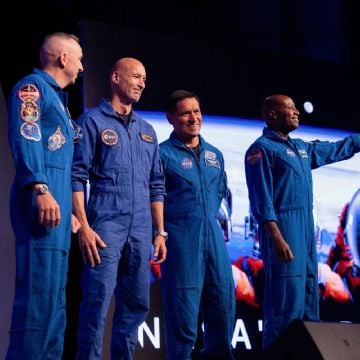 La misión Artemis III llevará tres astronautas de la NASA y uno europeo; no llegarán hasta la Luna