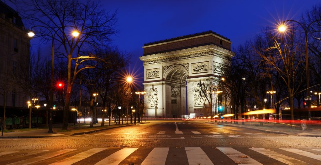 Confinamiento en Francia costará al gobierno 15 mil millones de euros al mes