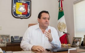 Carlos Mendoza Davis, gobernador de Baja California Sur da positivo a Covid-19